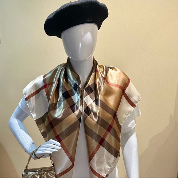 VTG 1980s-90s Oversized Satin Black & Tan Tartan Plaid Polyester Square Scarf - Picture 3 of 9